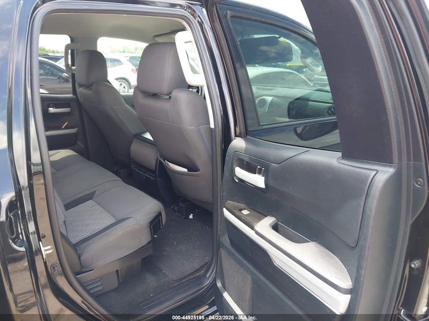2017 Toyota Tundra VIN 5TFRM5F10HX111952 IAAI salvage auction — REAR END, Original (Texas), sold $7,600 on 2026-07-15 (photo 8)