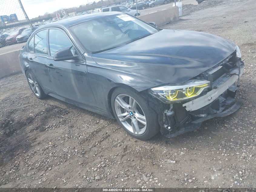 2018 BMW 3er VIN WBA8B7C55JA245916 IAAI salvage auction — FRONT END, Salvage Title, sold $5,600 on 2026-07-28 (photo 1)