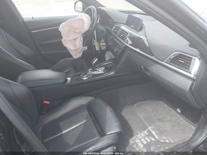 2018 BMW 3er VIN WBA8B7C55JA245916 IAAI salvage auction — FRONT END, Salvage Title, sold $5,600 on 2026-07-28 (photo 5)