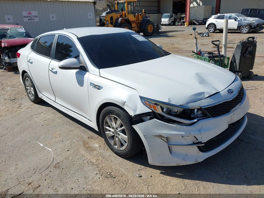 2017 Kia Optima VIN 5XXGT4L35HG143524 IAAI salvage auction — RIGHT FRONT, Salvage (California), sold $2,475 on 2026-07-14 (photo 1)