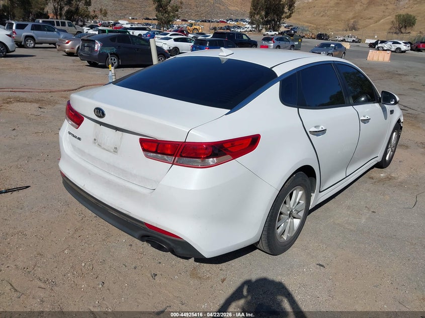 2017 Kia Optima VIN 5XXGT4L35HG143524 IAAI salvage auction — RIGHT FRONT, Salvage (California), sold $2,475 on 2026-07-14 (photo 4)