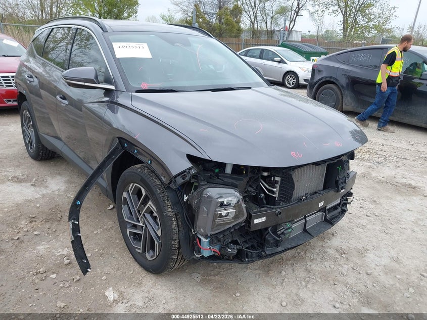 2025 Hyundai Tucson VIN KM8JEDD18SU273338 IAAI salvage auction — FRONT & REAR, Salvage (Illinois), sold $12,200 on 2026-07-10 (photo 1)