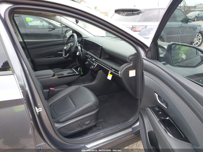 2025 Hyundai Tucson VIN KM8JEDD18SU273338 IAAI salvage auction — FRONT & REAR, Salvage (Illinois), sold $12,200 on 2026-07-10 (photo 5)