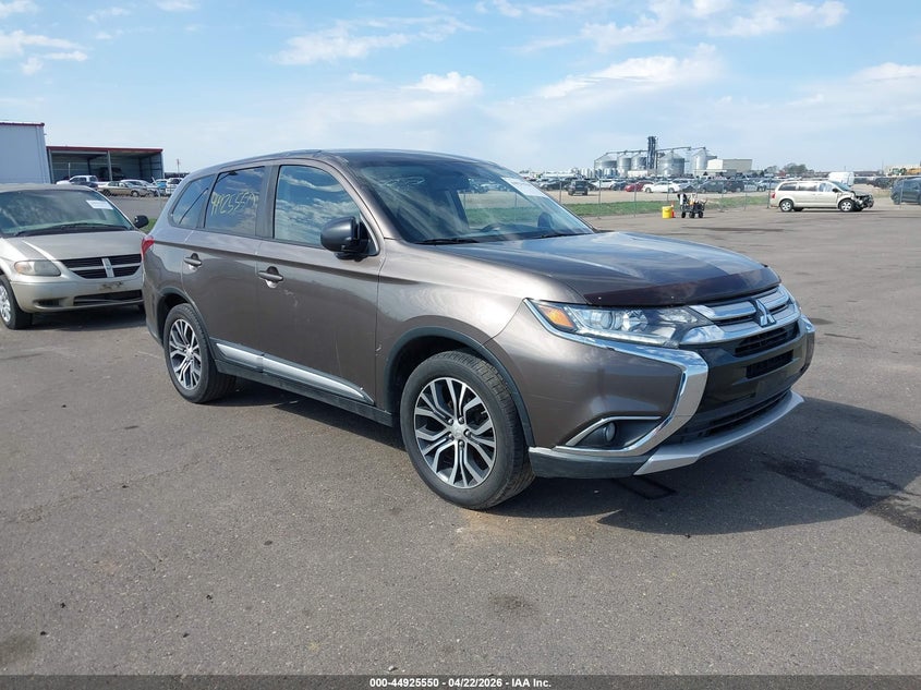 2017 Mitsubishi Outlander VIN JA4AD2A37HZ016369 IAAI salvage auction — HAIL, Salvage Title, sold $625 on 2026-07-13 (photo 1)