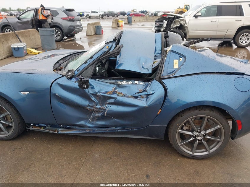 2019 Mazda Mx-5 VIN JM1NDAM77K0300824 IAAI salvage auction — STORM DAMAGE, Salvage Title, sold $2,550 on 2026-07-22 (photo 6)