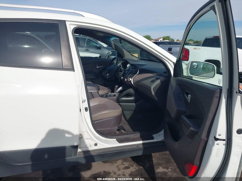 2012 Hyundai Tucson VIN KM8JU3AC0CU484621 IAAI salvage auction — RIGHT SIDE, Salvage (Arizona), sold $1,450 on 2026-07-28 (photo 5)