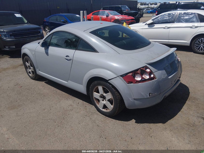 2001 Audi Tt VIN TRUSX28N011033257 IAAI salvage auction — REAR END, Salvage (California), sold $925 on 2026-07-06 (photo 3)