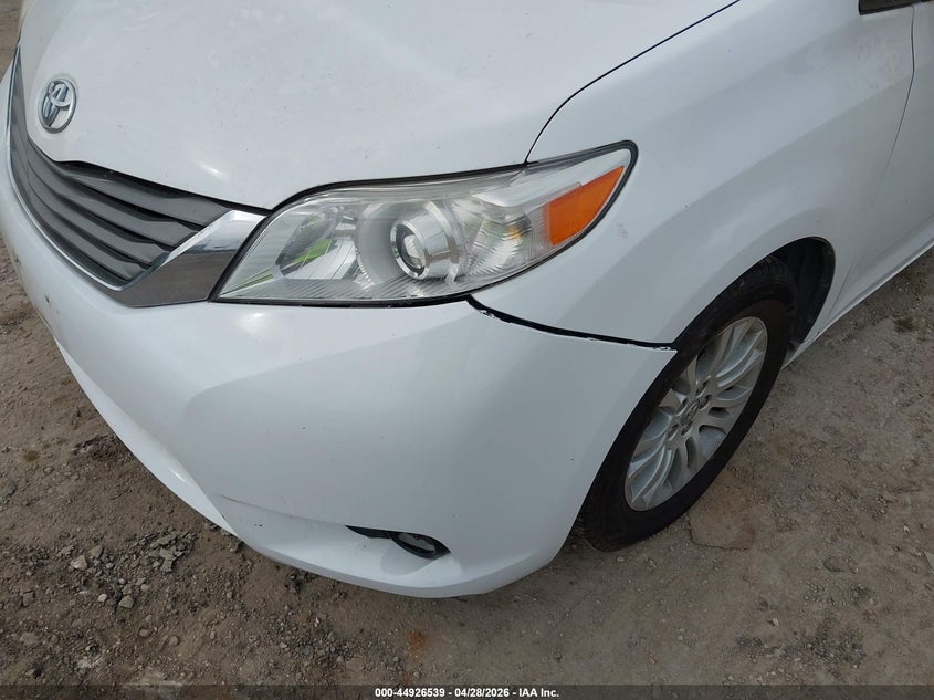 2012 Toyota Sienna VIN 5TDYK3DC2CS271114 IAAI salvage auction — NORMAL WEAR, Salvage Title, sold $4,975 on 2026-07-13 (photo 6)