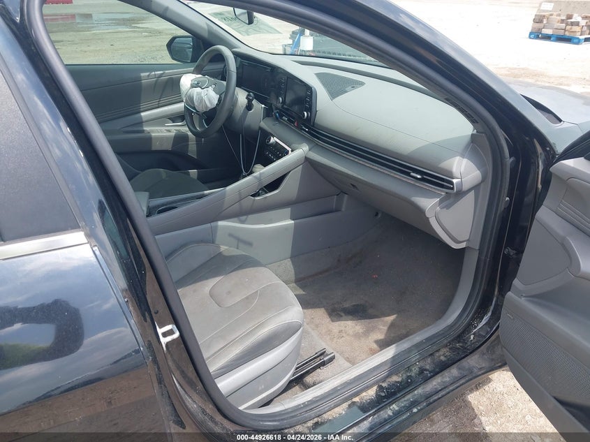 2021 Hyundai Elantra VIN KMHLN4AG8MU130524 IAAI salvage auction — FRONT & REAR, Salvage Title, sold $2,750 on 2026-07-29 (photo 5)