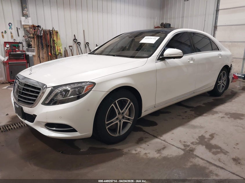 2016 Mercedes-benz S-klasse VIN WDDUG8FB7GA206866 IAAI salvage auction — REAR END, Regular (South Dakota), sold $13,000 on 2026-08-12 (photo 2)