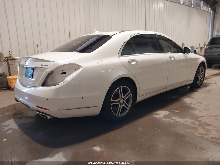 2016 Mercedes-benz S-klasse VIN WDDUG8FB7GA206866 IAAI salvage auction — REAR END, Regular (South Dakota), sold $13,000 on 2026-08-12 (photo 4)