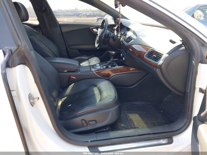 2015 Audi A7 VIN WAUWGAFC7FN015312 IAAI salvage auction — NORMAL WEAR, Salvage (Texas), sold $750 on 2026-07-07 (photo 5)