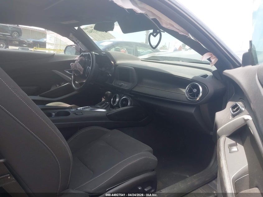 2020 Chevrolet Camaro VIN 1G1FA1RS8L0105903 IAAI salvage auction — FRONT END, Salvage Title, sold $3,200 on 2026-07-05 (photo 5)