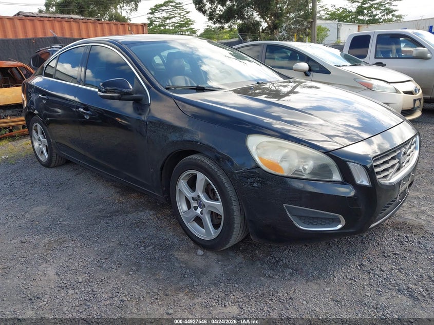 2012 Volvo S60 VIN YV1622FS8C2041214 IAAI salvage auction — LEFT & RIGHT, Salvage Title, sold $25 on 2026-08-11 (photo 1)
