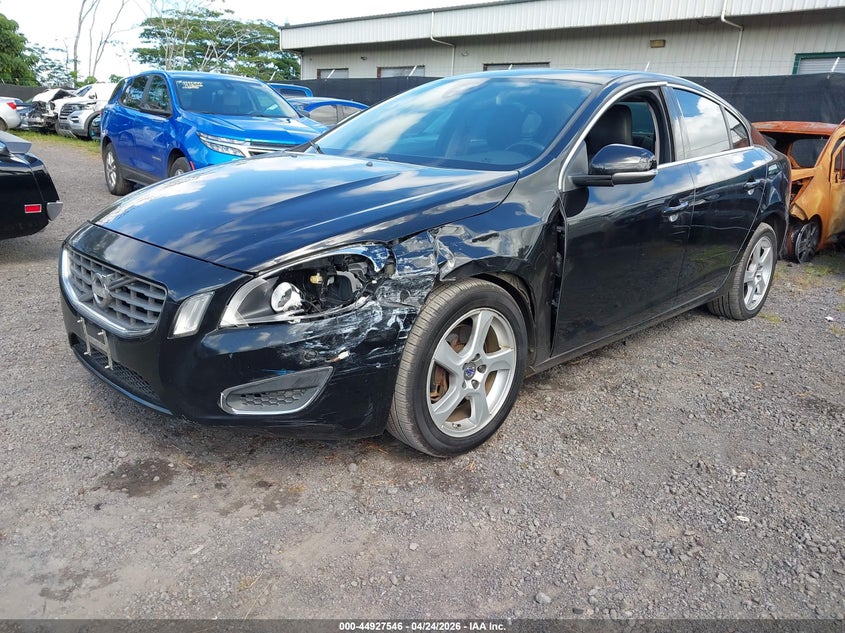 2012 Volvo S60 VIN YV1622FS8C2041214 IAAI salvage auction — LEFT & RIGHT, Salvage Title, sold $25 on 2026-08-11 (photo 2)