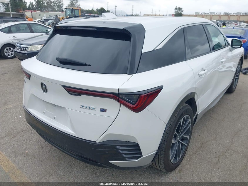 2024 Acura Zdx VIN 4W5KHMRK3RZ510030 IAAI salvage auction — FRONT END, Salvage Title, sold $8,900 on 2026-08-21 (photo 4)