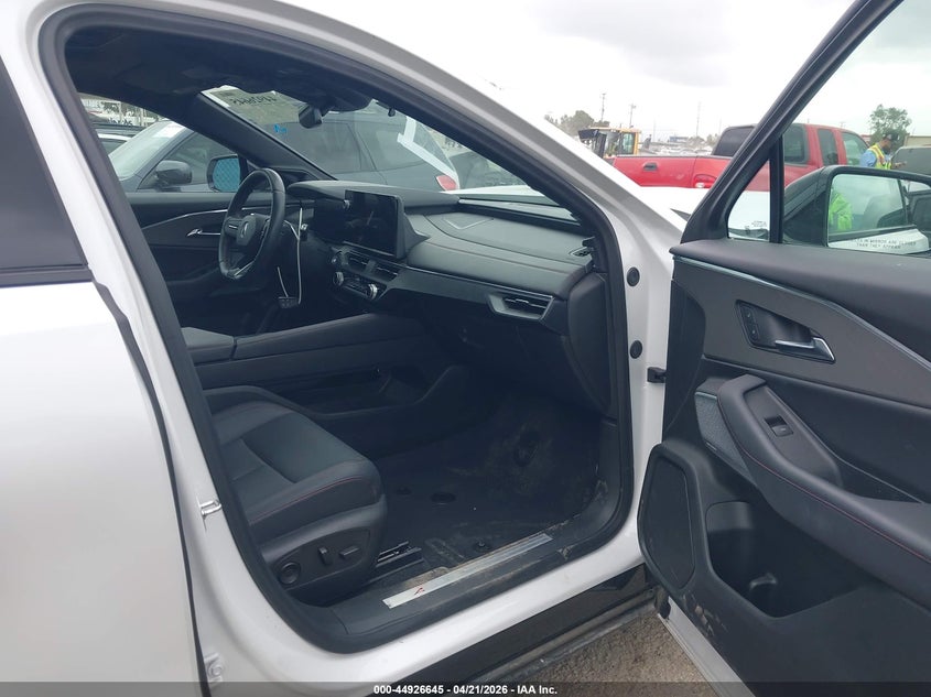 2024 Acura Zdx VIN 4W5KHMRK3RZ510030 IAAI salvage auction — FRONT END, Salvage Title, sold $8,900 on 2026-08-21 (photo 5)