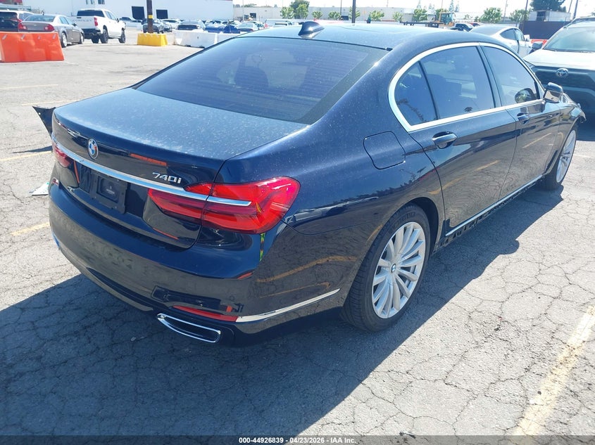 2019 BMW 7er VIN WBA7E2C56KB217785 IAAI salvage auction — FRONT END, Salvage Title, sold $11,100 on 2026-07-06 (photo 4)