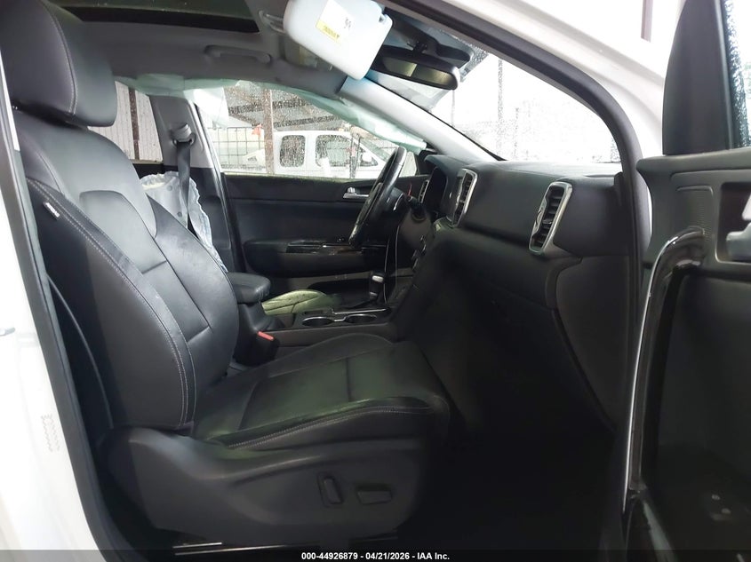 2017 Kia Sportage VIN KNDPRCA6XH7251751 IAAI salvage auction — LEFT SIDE, Salvage Title, sold $2,750 on 2026-07-15 (photo 5)