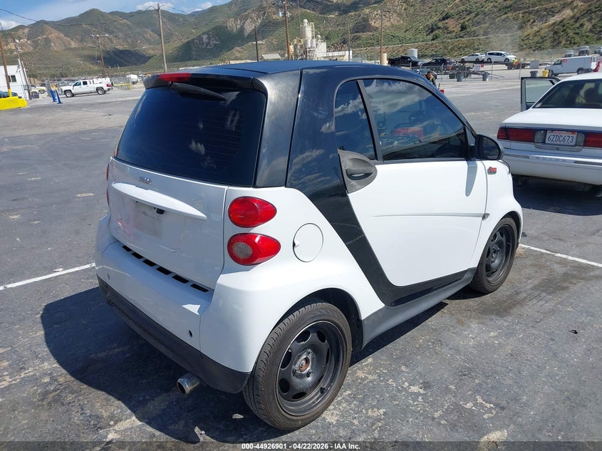 2013 Smart Fortwo VIN WMEEJ3BA0DK601561 IAAI salvage auction — FRONT END, Salvage (California), sold $850 on 2026-08-05 (photo 4)