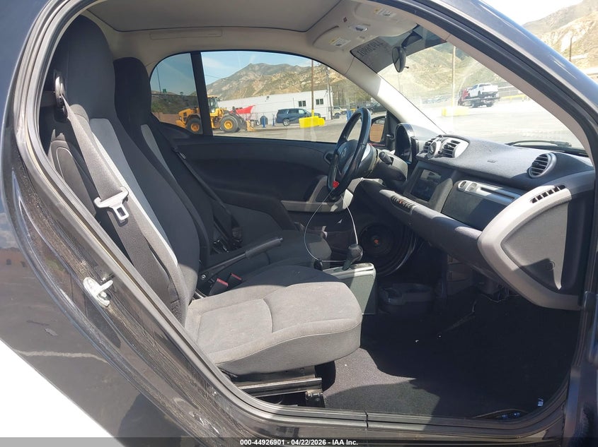 2013 Smart Fortwo VIN WMEEJ3BA0DK601561 IAAI salvage auction — FRONT END, Salvage (California), sold $850 on 2026-08-05 (photo 5)