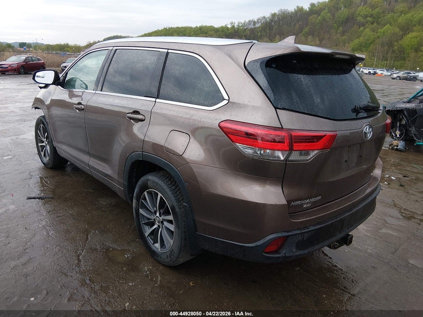 2018 Toyota Highlander VIN 5TDJZRFH7JS866546 IAAI salvage auction — FRONT END, Salvage (West Virginia), sold $5,950 on 2026-07-23 (photo 3)