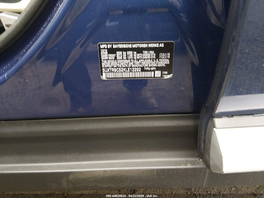 2019 BMW X3 VIN 5UXTR9C52KLE12292 IAAI salvage auction — REAR END, Salvage Title, sold $9,550 on 2026-09-11 (photo 9)