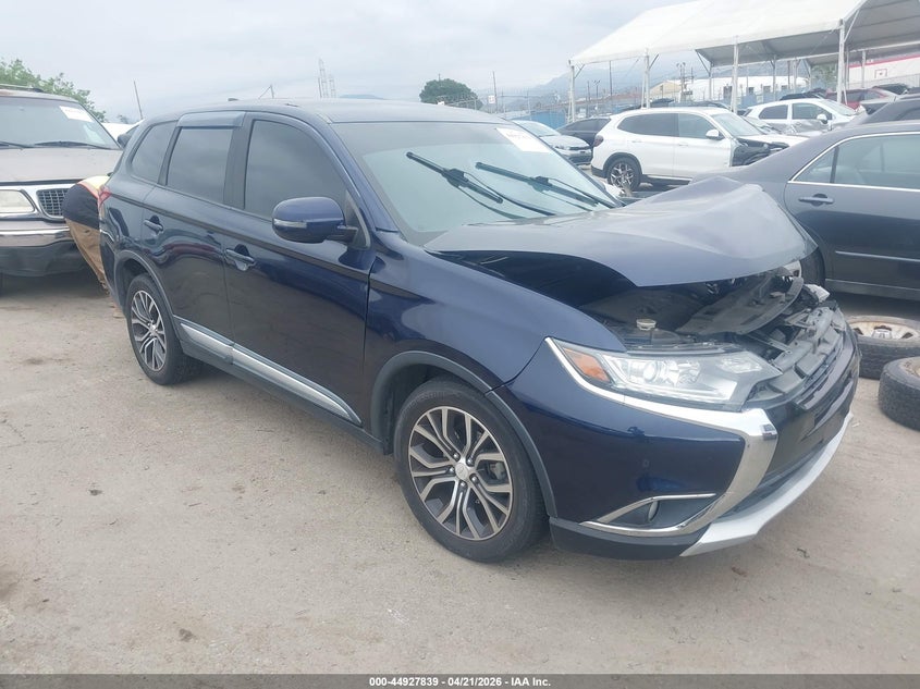 2018 Mitsubishi Outlander VIN JA4AD3A3XJZ006009 IAAI salvage auction — LEFT FRONT, Salvage Title, sold $1,950 on 2026-07-15 (photo 1)