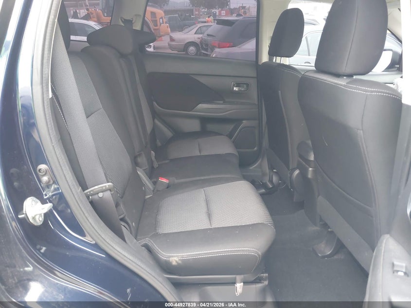 2018 Mitsubishi Outlander VIN JA4AD3A3XJZ006009 IAAI salvage auction — LEFT FRONT, Salvage Title, sold $1,950 on 2026-07-15 (photo 8)