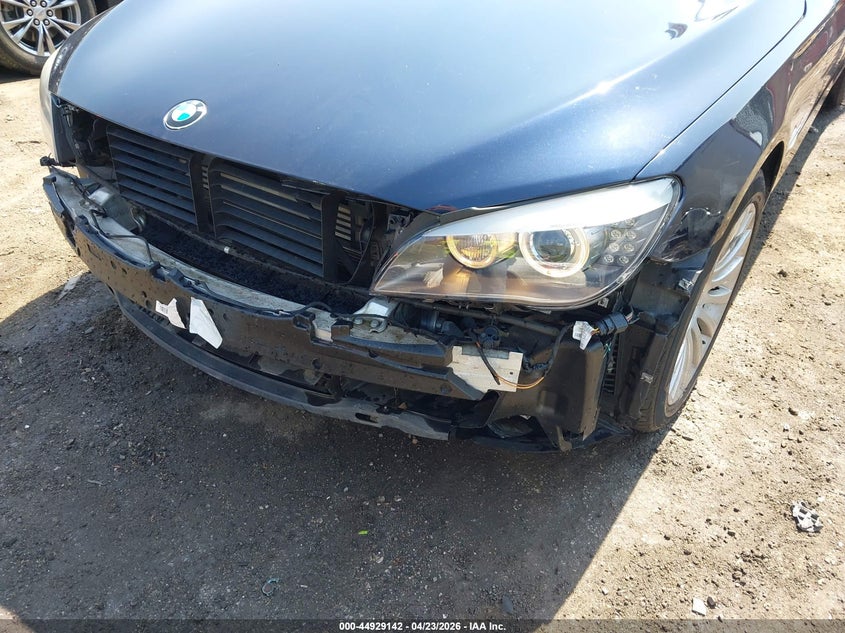 2012 BMW 7er VIN WBAKC6C58CDX99479 IAAI salvage auction — FRONT END, Salvage Title, sold $1,250 on 2026-07-11 (photo 6)