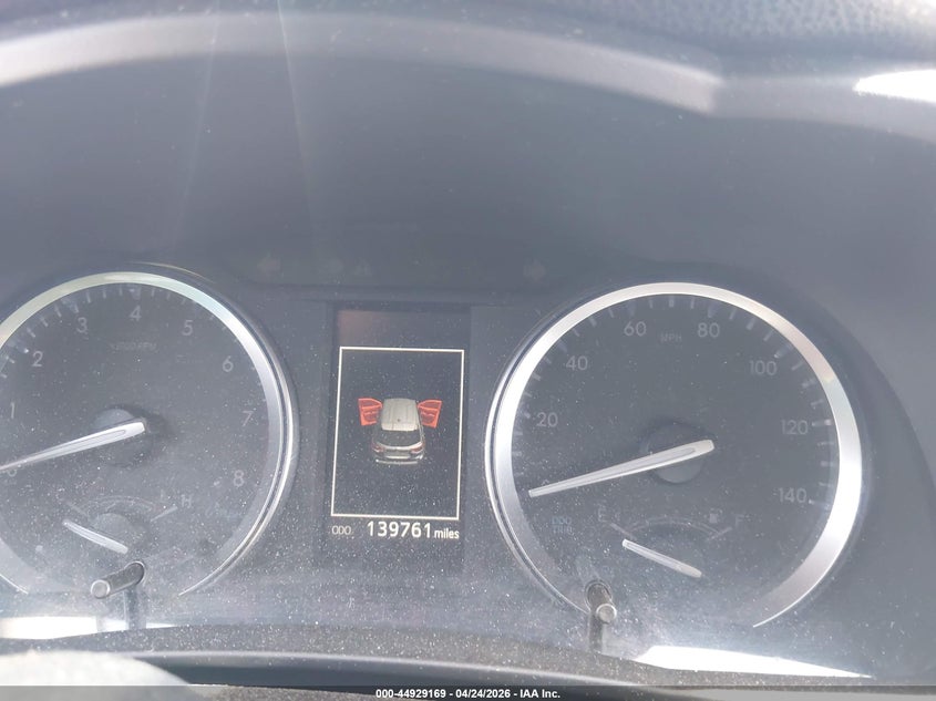 2019 Toyota Highlander VIN 5TDJZRFH6KS581337 IAAI salvage auction — REPOSSESSION, Salvage Title, sold $11,225 on 2026-07-13 (photo 7)