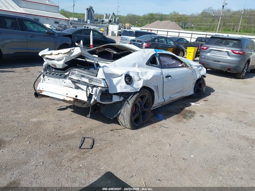 2015 Chevrolet Camaro VIN 2G1FK1EJ6F9205650 IAAI salvage auction — ROLLOVER, Junking Certificate (Iowa), sold $1,000 on 2026-07-28 (photo 4)