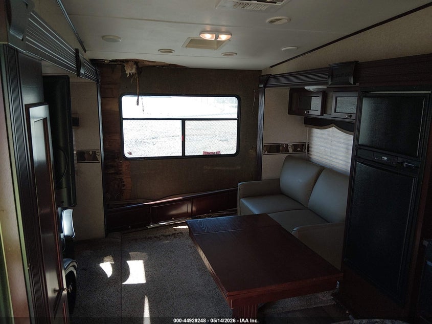 2015 Heartland Elkridge VIN 5SFRG3126FE290063 IAAI salvage auction — WATER/FLOOD, Salvage (North Carolina), sold $3,050 on 2026-07-06 (photo 5)