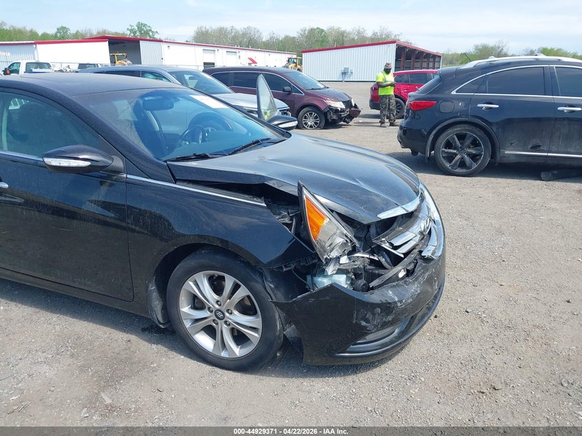 2011 Hyundai Sonata VIN 5NPEC4AC8BH304373 IAAI salvage auction — FRONT END, Salvage - Greater Than 75% (Maryland), sold $425 on 2026-07-06 (photo 6)