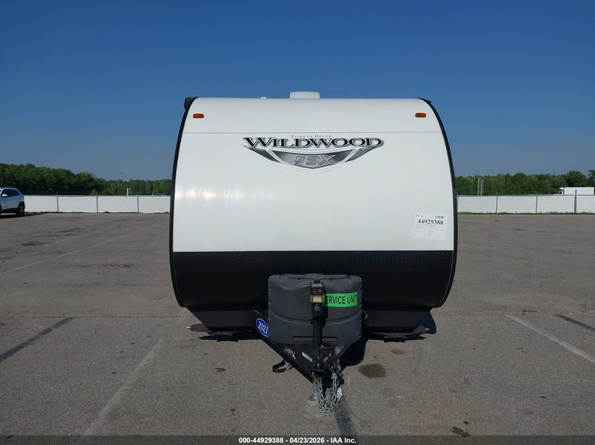 2021 Forest river Wildwood VIN 4X4TWDB29MY098139 IAAI salvage auction — HAIL, Salvage (Indiana), sold $9,700 on 2026-07-08 (photo 6)