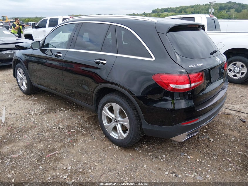 2017 Mercedes-benz Glc VIN WDC0G4KB2HF232829 IAAI salvage auction — FRONT END, Clear (Arkansas), sold $4,800 on 2026-08-13 (photo 3)