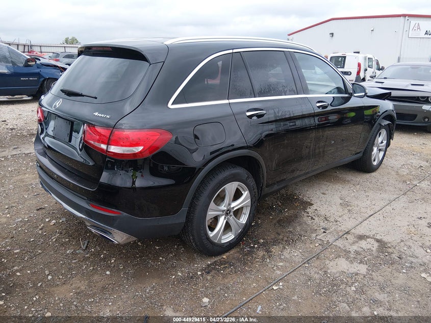 2017 Mercedes-benz Glc VIN WDC0G4KB2HF232829 IAAI salvage auction — FRONT END, Clear (Arkansas), sold $4,800 on 2026-08-13 (photo 4)