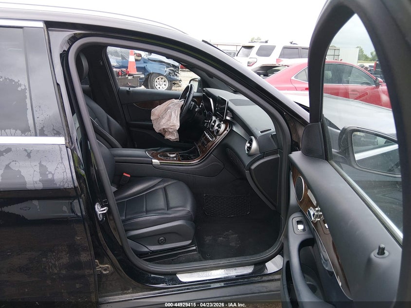2017 Mercedes-benz Glc VIN WDC0G4KB2HF232829 IAAI salvage auction — FRONT END, Clear (Arkansas), sold $4,800 on 2026-08-13 (photo 5)