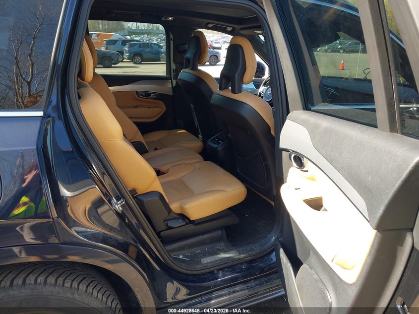 2017 Volvo Xc90 VIN YV4A22PKXH1109411 IAAI salvage auction — LEFT REAR, Salvage Title, sold $9,650 on 2026-07-13 (photo 8)