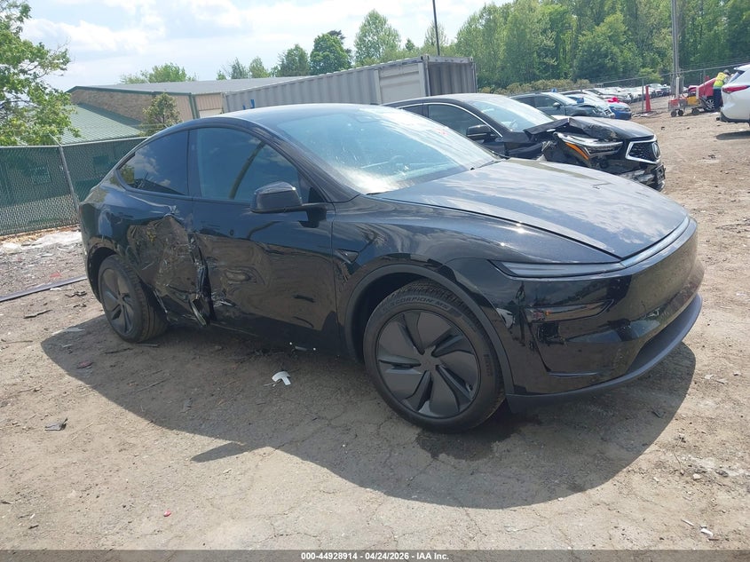 2026 Tesla Model y VIN 7SAYGDED1TA664458 IAAI salvage auction — SIDE, Salvage Title, sold $17,600 on 2026-07-29 (photo 1)