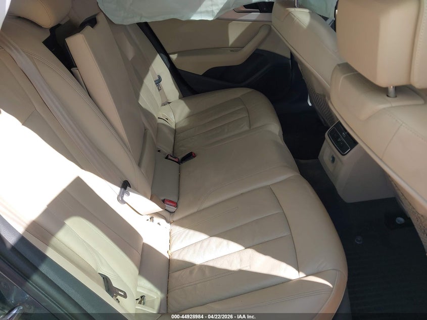 2017 Audi A4 VIN WAUANAF40HN064475 IAAI salvage auction — RIGHT SIDE, Salvage Title, sold $3,950 on 2026-07-13 (photo 8)