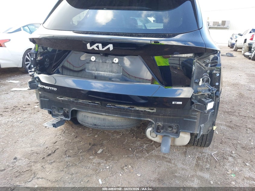 2024 Kia Sorento VIN 5XYRHDJF4RG291183 IAAI salvage auction — FRONT & REAR, Original (Texas), sold $13,200 on 2026-07-23 (photo 6)