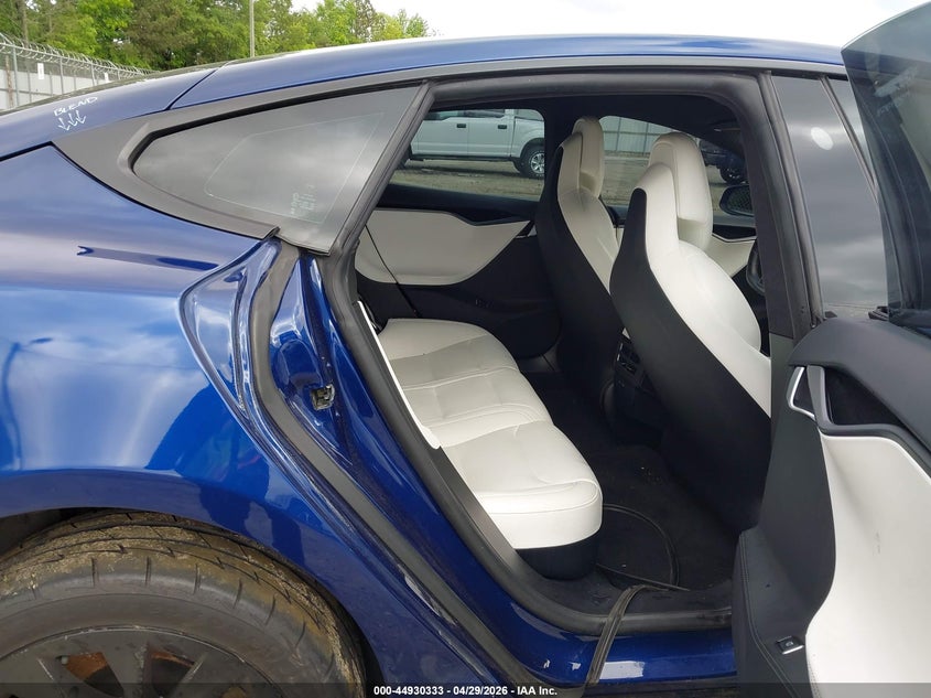 2019 Tesla Model s VIN 5YJSA1E48KF331324 IAAI salvage auction — FRONT & REAR, Salvage (Georgia), sold $9,575 on 2026-07-09 (photo 8)
