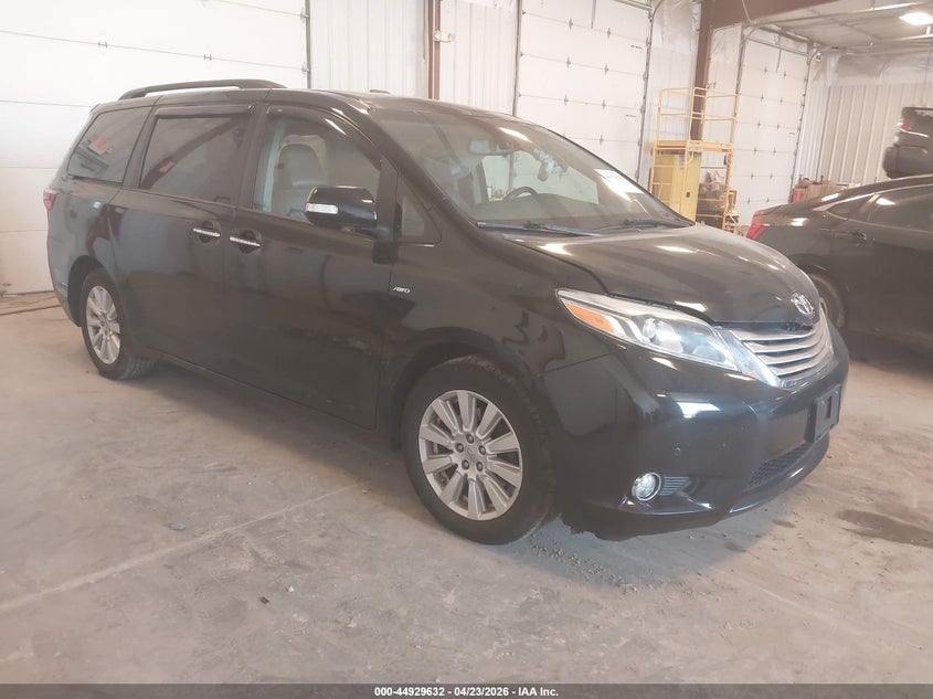 2017 Toyota Sienna VIN 5TDDZ3DC1HS173452 IAAI salvage auction — REAR END, Salvage Title, sold $2,550 on 2026-07-28 (photo 1)