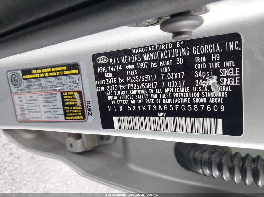 2015 Kia Sorento VIN 5XYKT3A65FG587609 IAAI salvage auction — NORMAL WEAR, Salvage Title, sold $475 on 2026-07-09 (photo 9)