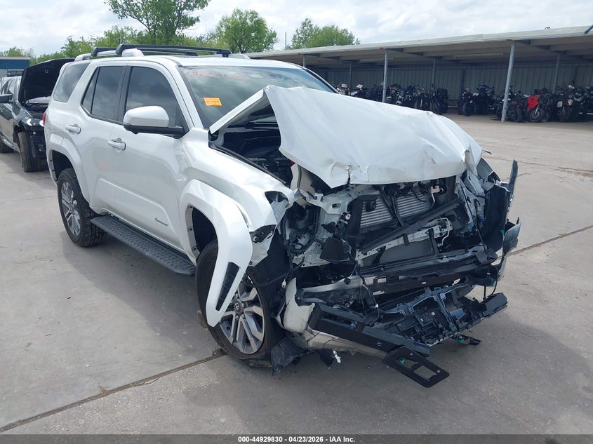 2026 Toyota 4runner VIN JTEVA5BR0T5082875 IAAI salvage auction — FRONT END, Salvage Title, sold $32,300 on 2026-08-01 (photo 1)