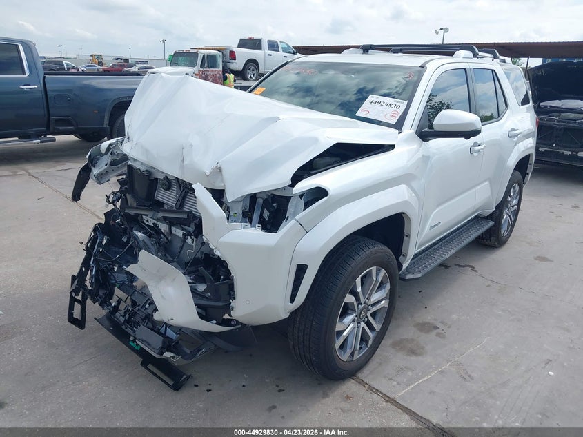 2026 Toyota 4runner VIN JTEVA5BR0T5082875 IAAI salvage auction — FRONT END, Salvage Title, sold $32,300 on 2026-08-01 (photo 2)