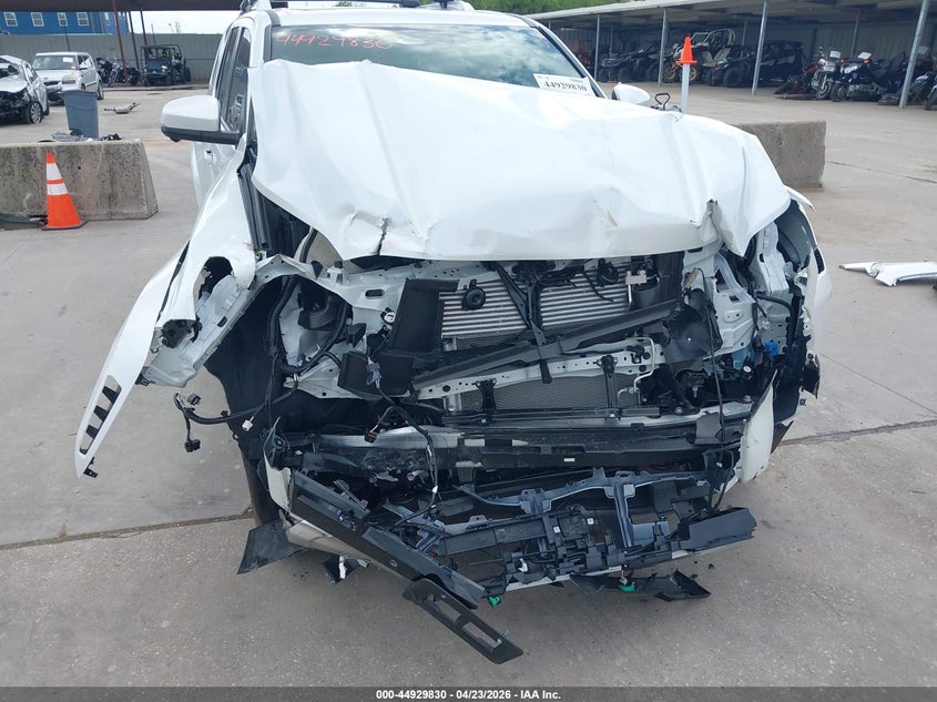 2026 Toyota 4runner VIN JTEVA5BR0T5082875 IAAI salvage auction — FRONT END, Salvage Title, sold $32,300 on 2026-08-01 (photo 6)