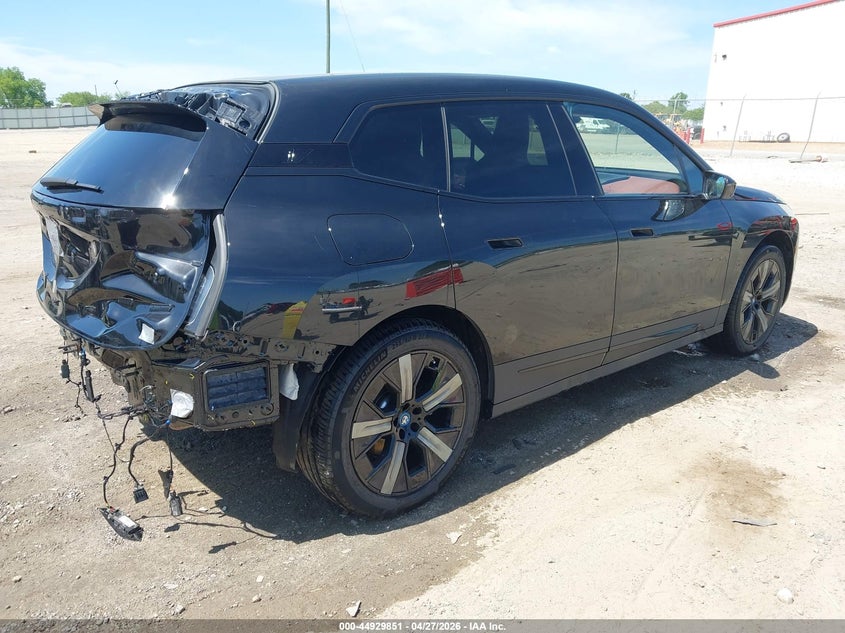 2024 BMW Ix VIN WB523CF03RCP30422 IAAI salvage auction — REAR END, Salvage Title, sold $27,500 on 2026-07-17 (photo 4)