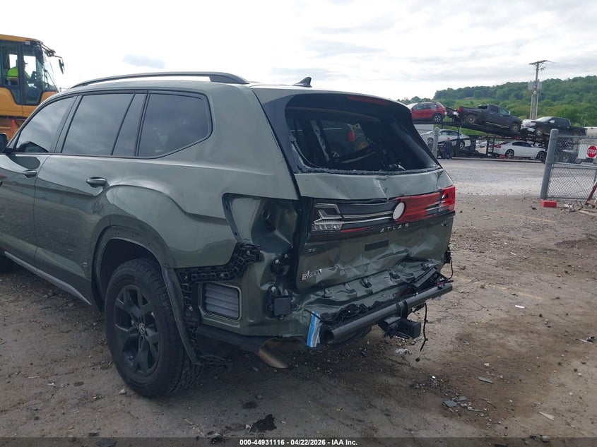 2026 Volkswagen Atlas VIN 1V2CN2CA4TC507466 IAAI salvage auction — REAR END, Salvage (Arkansas), sold $17,050 on 2026-07-30 (photo 6)